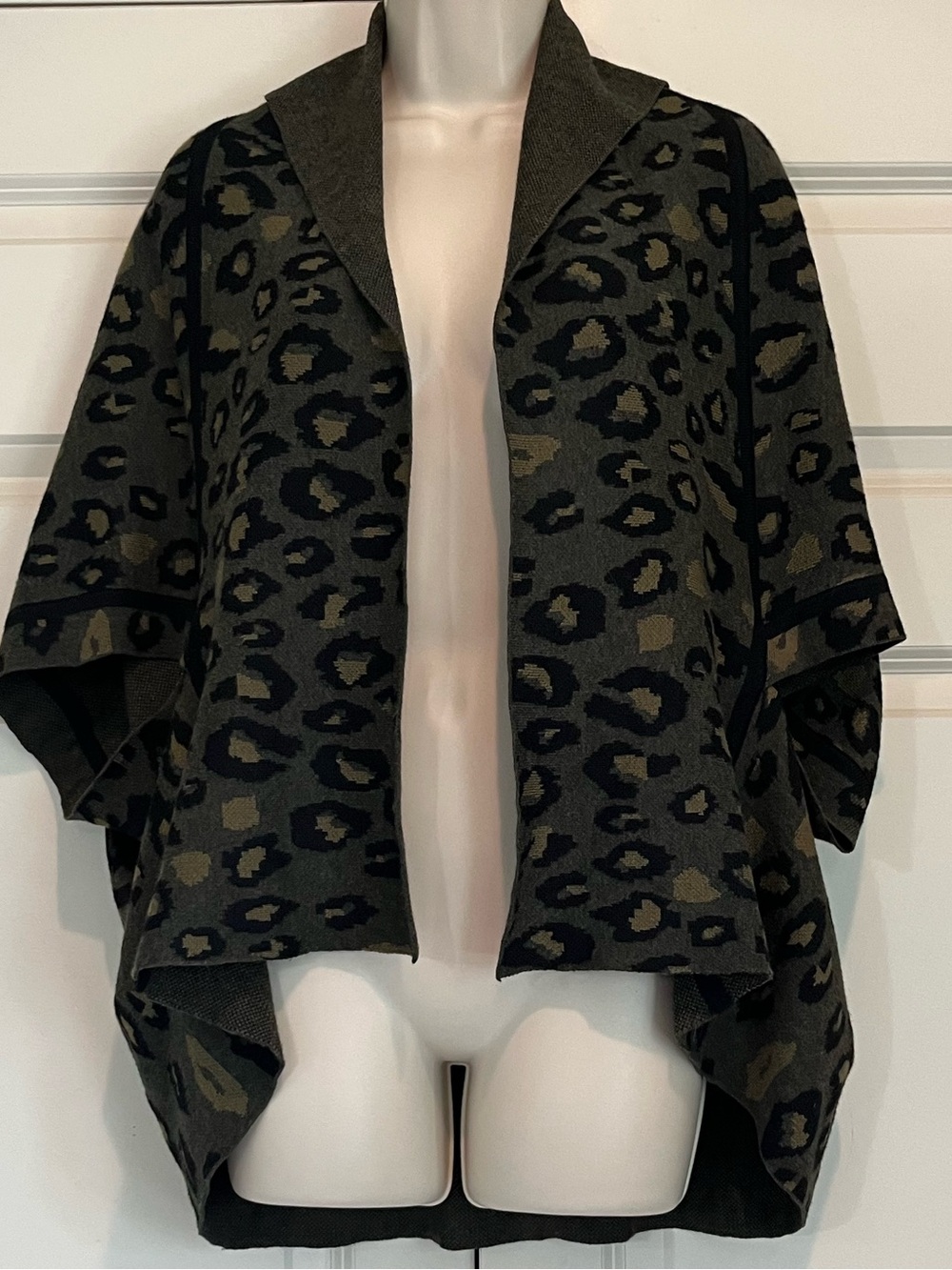 Look By M New York Wool Blend Leopard Print Sweater, One Size